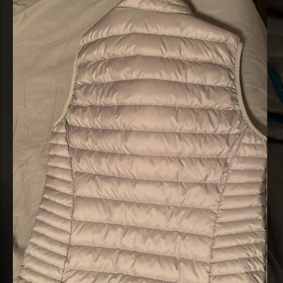 Patagonia Vest - Picture 3 of 5